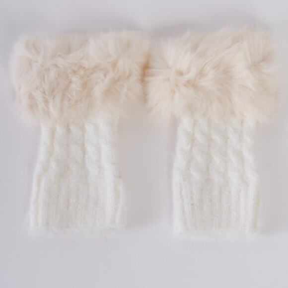 Ivory Knit Furry Shoe Insert Short Leg Warmers - Picture 3 of 3